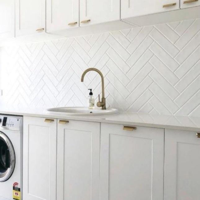 Edge White Ripple Matt Wall